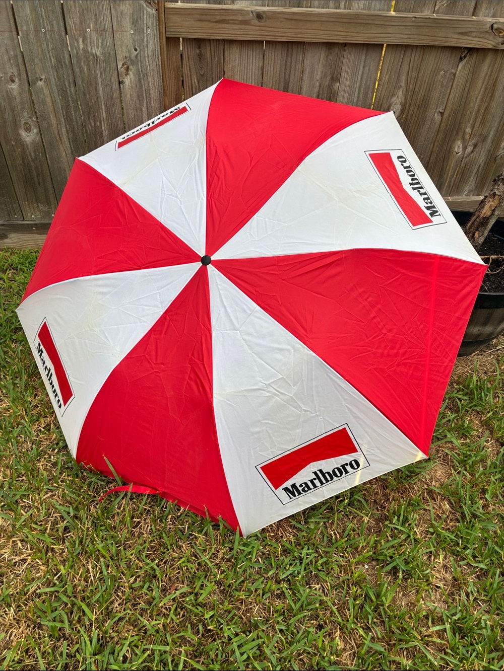 Vintage Red & White Umbrella ☂️